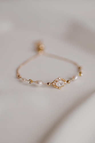 bransoletka złota z perłami