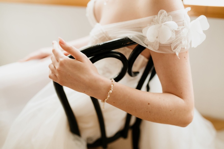 bransoletka złota z regulowanym zapięciem z perłami i złotymi kuleczkami Fabia - A dream twig