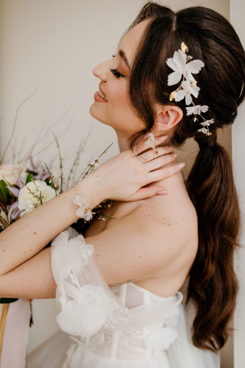 ślubna ozdoba do włosów z kwiatami boho ślub Fioretta - A dream twig
