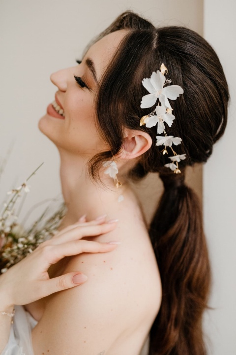 ślubna ozdoba do włosów z kwiatami boho ślub Fioretta - A dream twig
