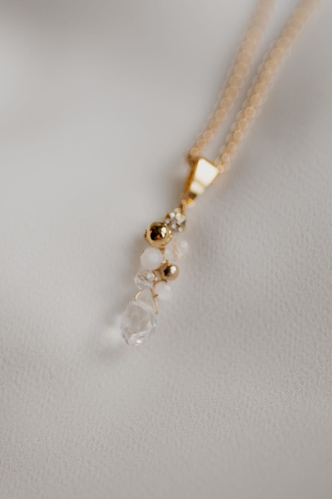 naszyjnik ślubny kryształki złoty