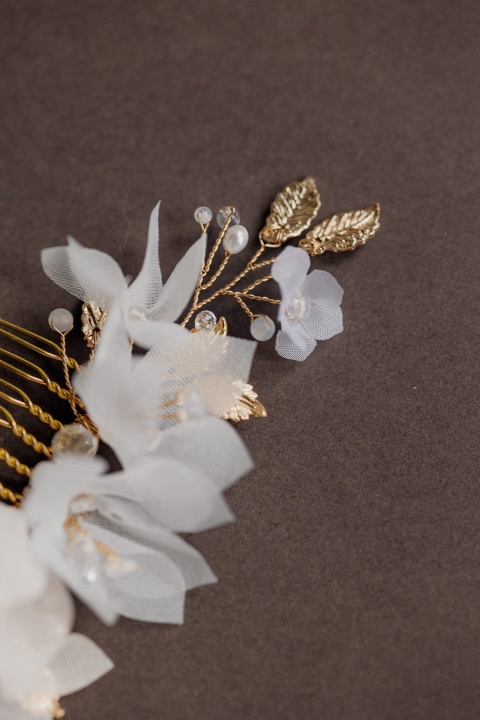 Grzebień ozdobny do włosów złoty