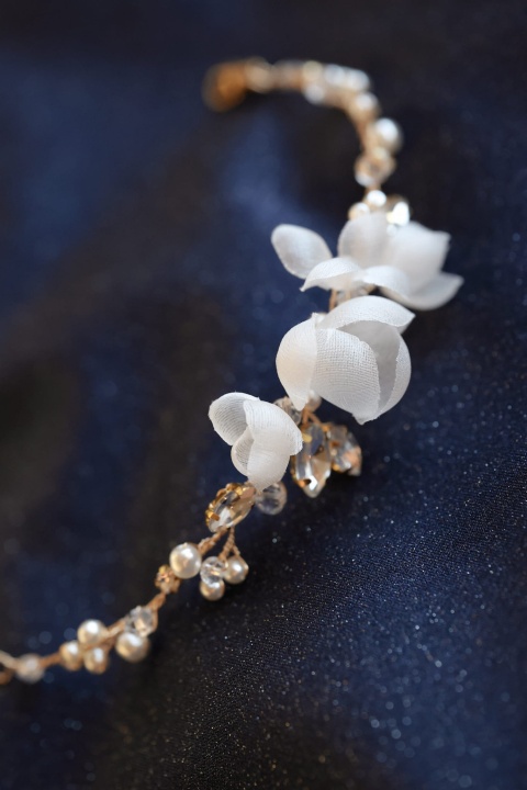 bransoletka ślubna z perłami