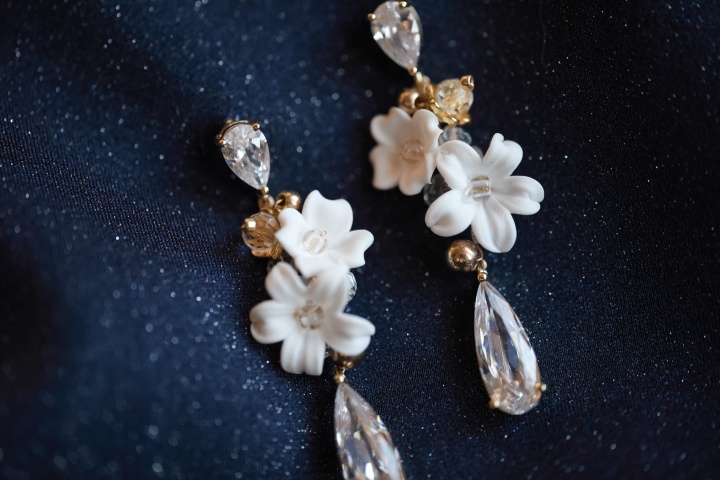 kolczyki ślubne z kwiatami i cyrkoniami GLAMOUR ZŁOTE