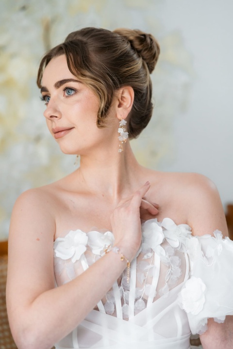 kolczyki ślubne jedwabne kwiaty