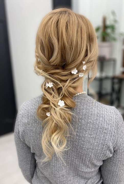 Fryzura: Magdalena Zacharzewska Wrocław Fryzjer ślubny