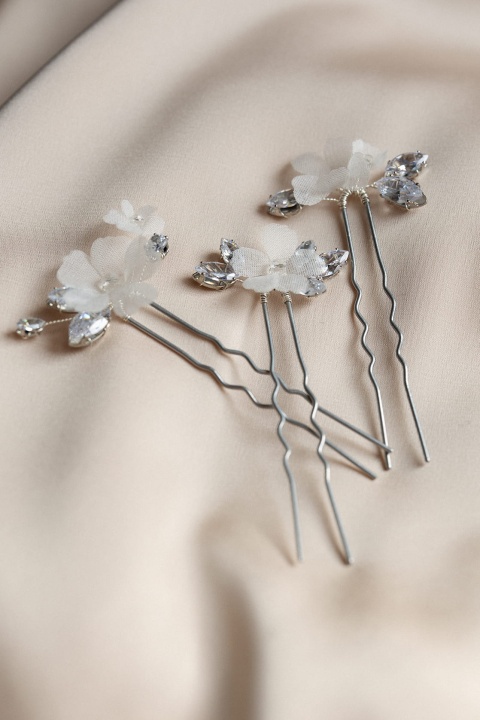 wsuwki do włosów z kwiatami