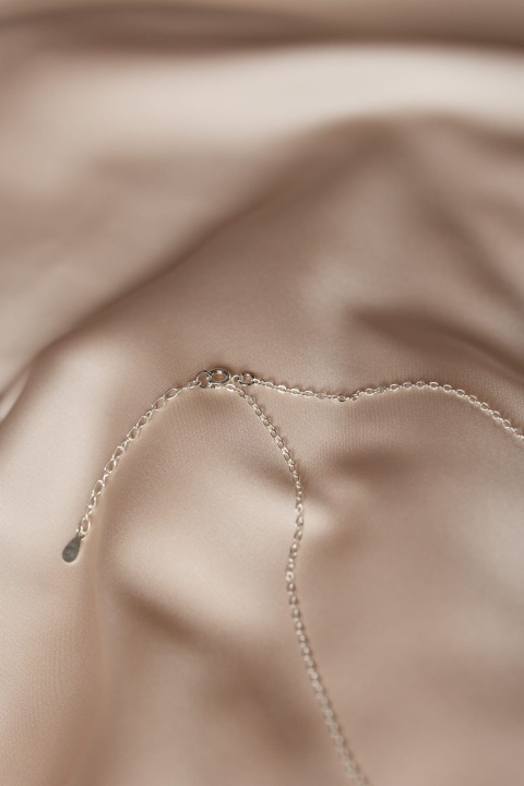 naszyjnik srebrny z cyrkoniami