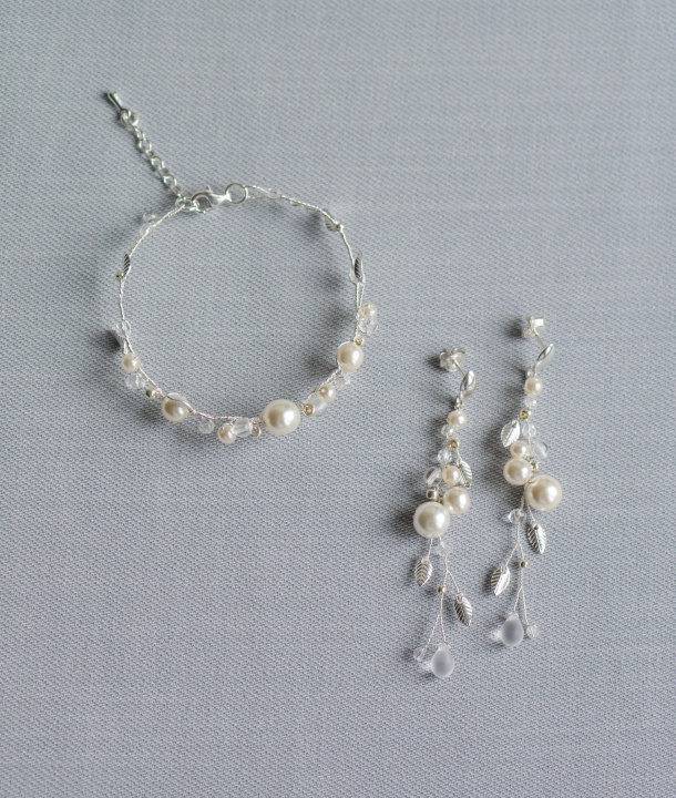 biżuteria ślubna z perłami