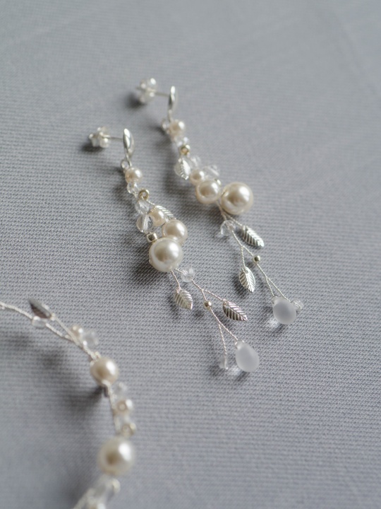 biżuteria ślubna z perłami