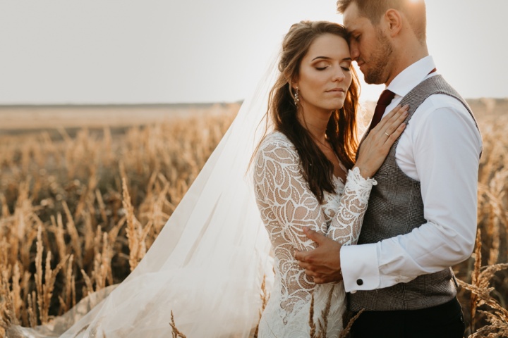 elegancka biżuteria ślubna