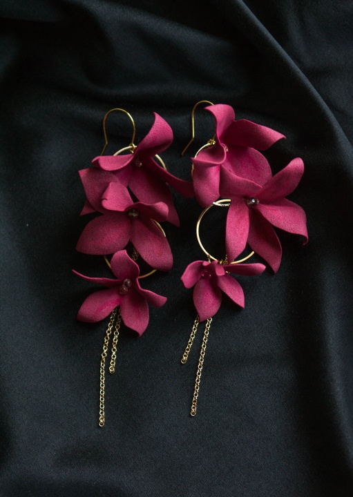 kolczyki ślubne bordowe kwiaty