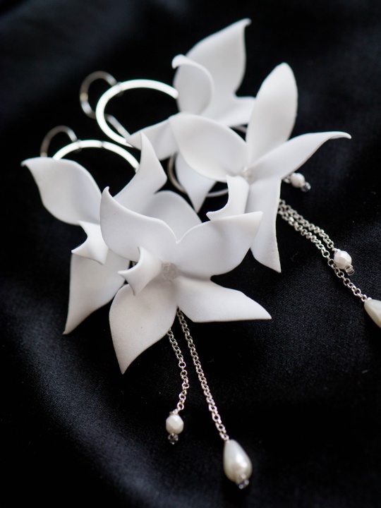 kolczyki ślubne kwiaty