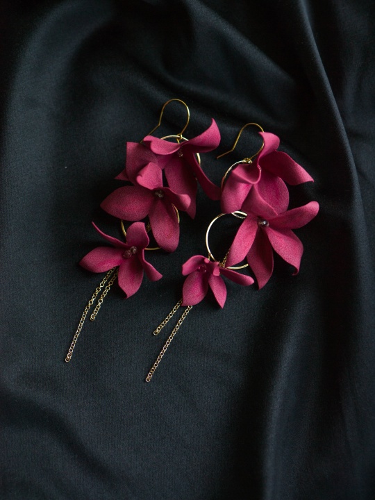 kolczyki ślubne bordowe kwiaty