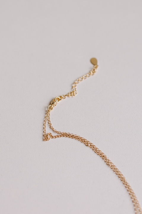 złoty naszyjnik ślubny