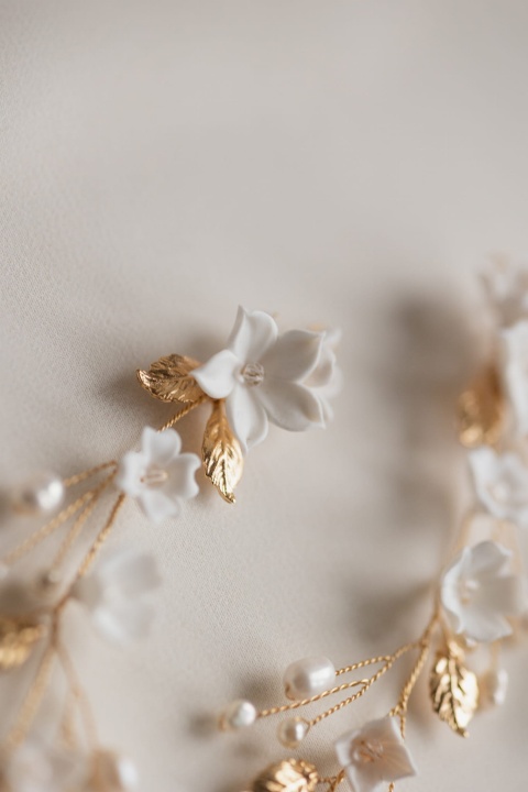 ozdoba do włosów ślubna z kwiatami ZŁOTO PÓŁWIANEK