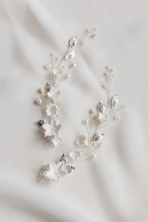ozdoba do włosów ślubna z kwiatami SREBRNA