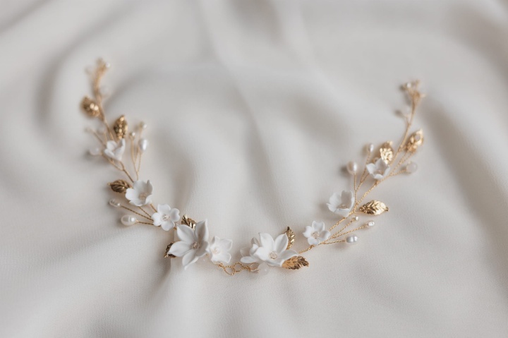 ozdoba do włosów ślubna z kwiatami ZŁOTO PÓŁWIANEK