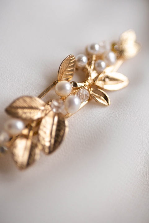 złota spinka do włosów z perłami Poli